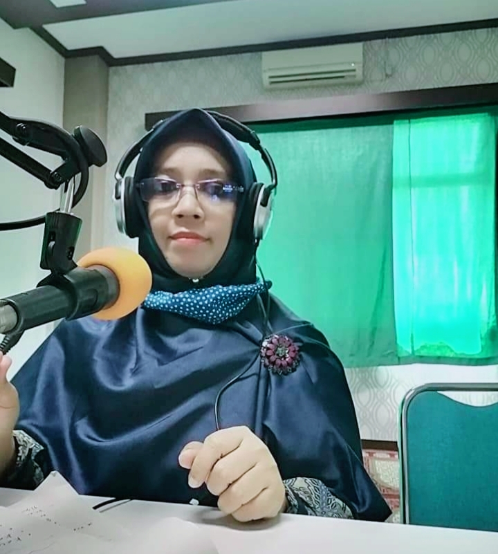 Yuk Kenal Lebih Dekat dengan Dr. Silvi Listia Dewi, M.Pd., Ketua Prodi Pendidikan Bahasa Inggris Umuslim yang Humble dan Sarat Pengalaman